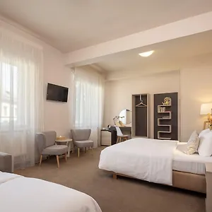 Pytloun Kampa Garden Otel Prag